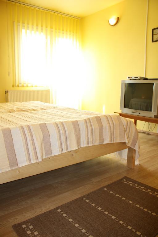 Casa Fortyogo Târgu Secuiesc Room photo