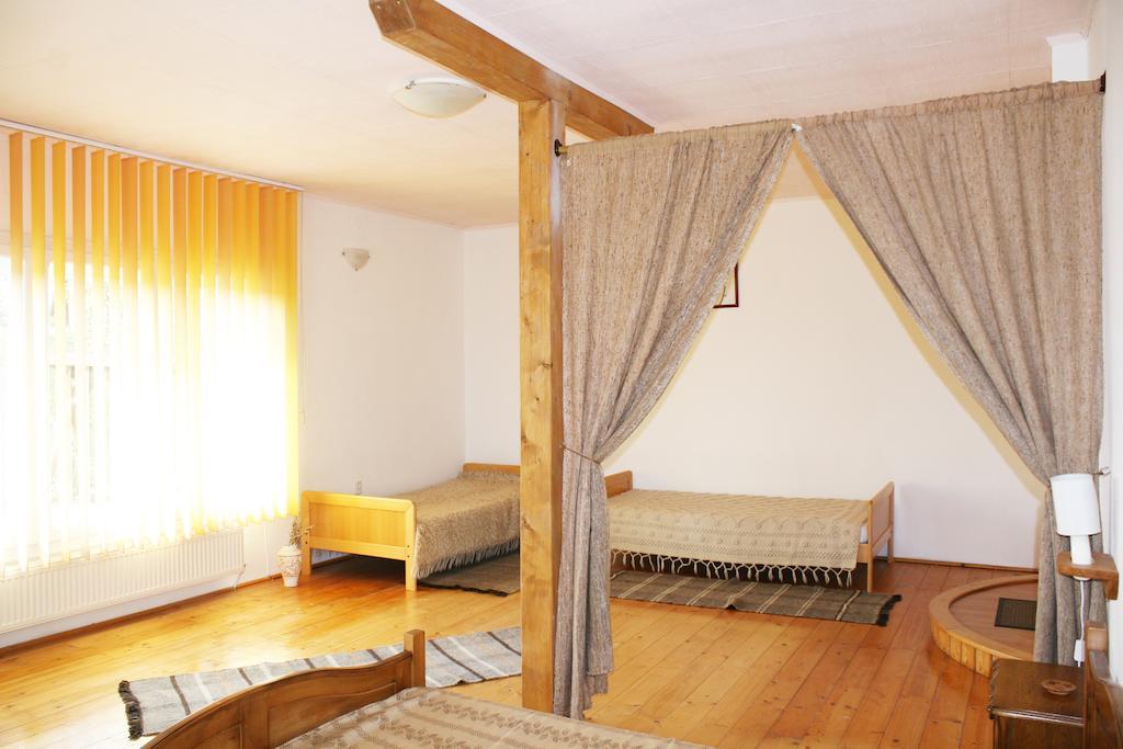 Casa Fortyogo Târgu Secuiesc Room photo
